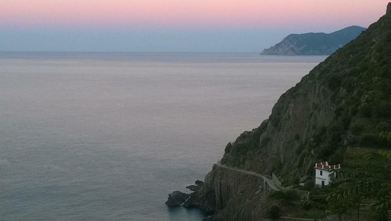 Affittacamere Fiorella Riomaggiore Exteriör bild